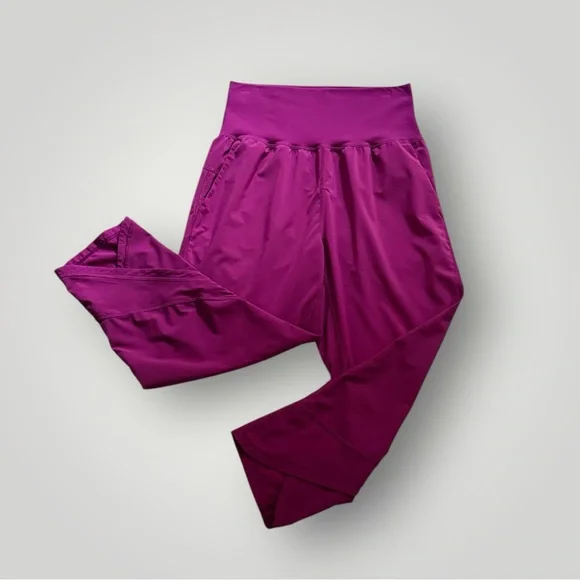 Women’s Lululemon Loose Fit Harem Pants! Merlot! Size 8! - Picture 3 of 6